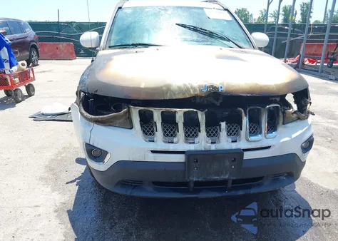 2015 Jeep Compass High Altitude Edition из США, поврежденный, VIN 1C4NJDEB9FD117484